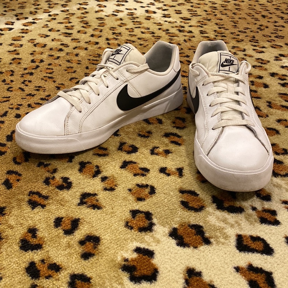 Nike sneaker - Picture 3 of 6